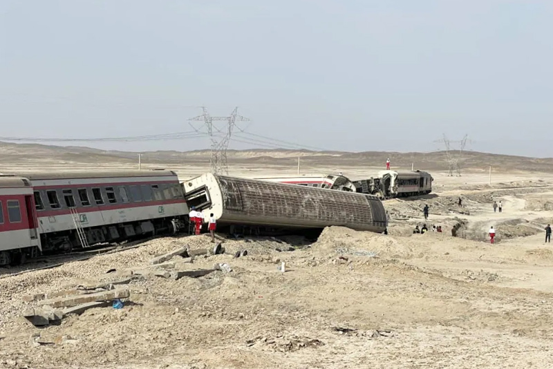 पूर्वी इरानमा रेल दुर्घटना हुँदा २१ यात्रुको मृत्यु, ५० जना घाइते